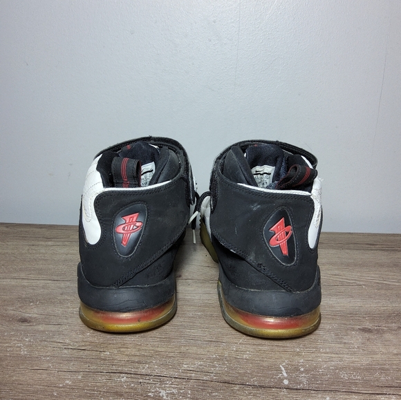 Nike Air Penny IV 'True Red' White/Black 864018-101 (2016) Size 9.5 - Picture 4 of 8